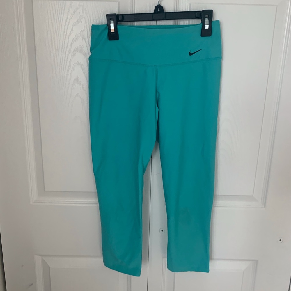 Teal Nike dry fit leggings
